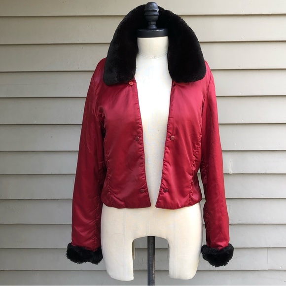 Danier Red Cropped ThemoLite Jacket Liner Bomber Black Faux Fur Collar Cuffs S/M - Picture 7 of 17
